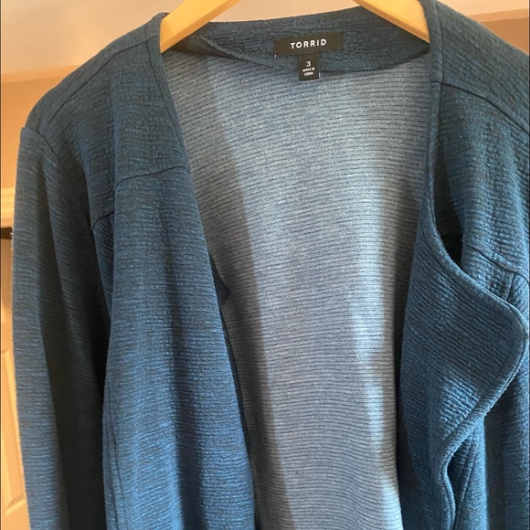 Torrid soft blazer ❤️🩷 - Picture 2 of 2